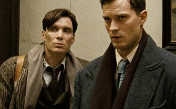 【予告編】キリアン・マーフィ＆ジェイミー・ドーナンの鬼気迫る表情…『ハイドリヒを撃て！』