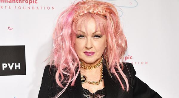 シンディ・ローパー、ミュージカル版『ワーキングガール』の音楽担当に