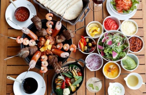 大人数で盛り上がる“夏のギャザリング“！ 「パレスホテル東京」でサマーテラスプラン展開