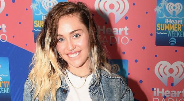 マイリー・サイラス、「ドルチェ＆ガッバーナ」の“政治”を批判