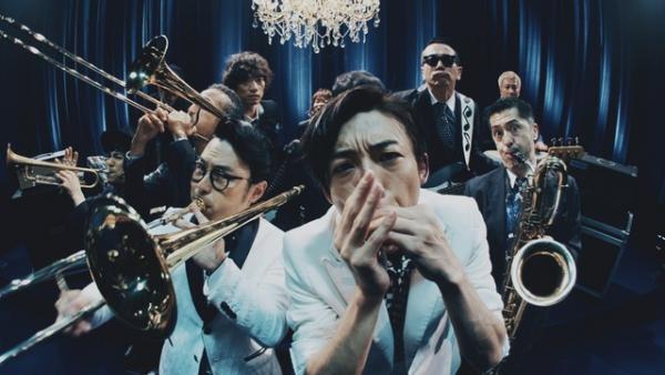 高橋一生、ブルースハープ初披露！ハマケン＆スカパラとトリプルコラボ