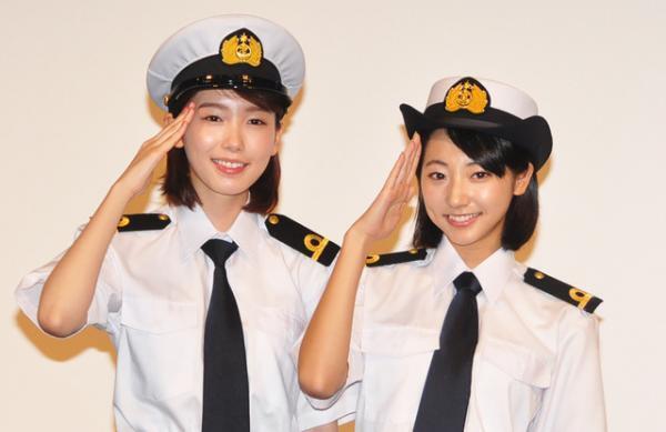 飯豊まりえ＆武田玲奈、船酔いで吐きそうなシーンで変顔炸裂！