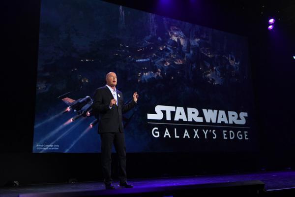 【D23】建設中『スター・ウォーズ』ランド、正式名称が「Star Wars Galaxy’s Edge」に公式決定