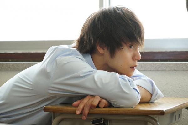 「原作に忠実」「キャストがかっこいい」…ネットが好感触に沸いた「僕たちがやりました」第1話