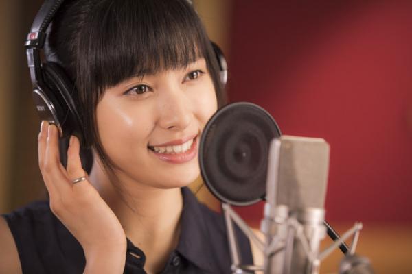 土屋太鳳、初の映画主題歌歌唱＆作詞に挑戦！ 『フェリシーと夢のトウシューズ』