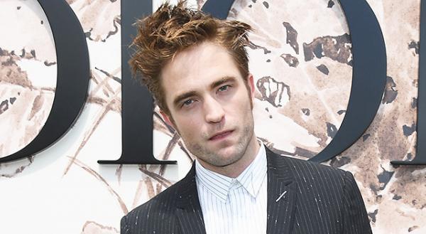 ロバート・パティンソン、FKAツイッグスとは「一応婚約中」!?