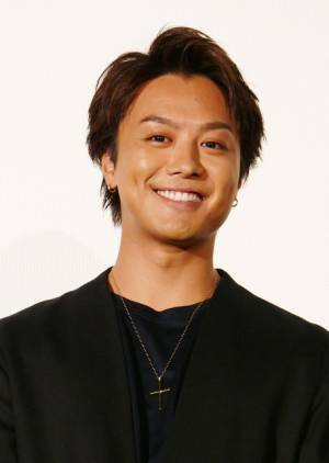 TAKAHIRO、結婚後初の公の場！異例の39媒体58名のマスコミが取材