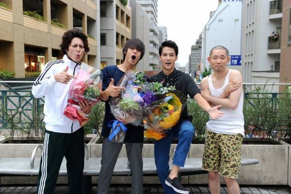 窪田正孝＆間宮祥太朗＆葉山奨之、クランクアップの今野に「パイセン～！！！」ハグ！「僕やり」