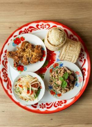 ミシュラン一つ星、本格タイ料理店「ソムタムダー」代々木にオープン！