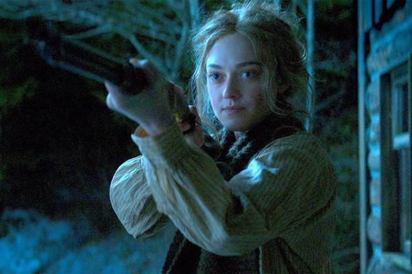 ダコタ・ファニング、ガイ・ピアースに追われる身に!?『ブリムストーン』公開決定