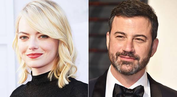 エマ・ストーン、ジミー・キンメルからオスカー像の下着をプレゼントされる