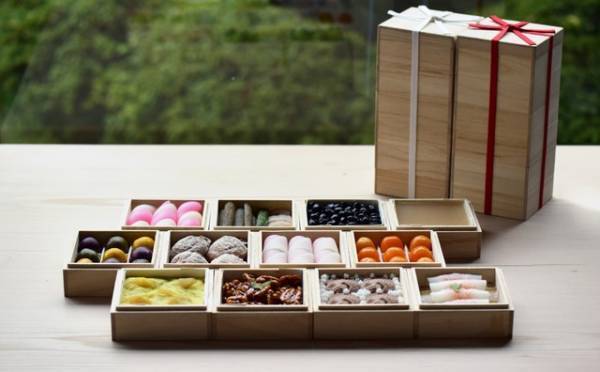 「HIGASHIYA」の新年を迎えるための「和菓子のおせち」数量限定で予約開始
