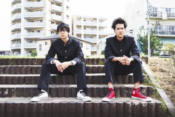 高杉真宙×葉山奨之の学ラン姿到着！あの三毛猫も…「セトウツミ」