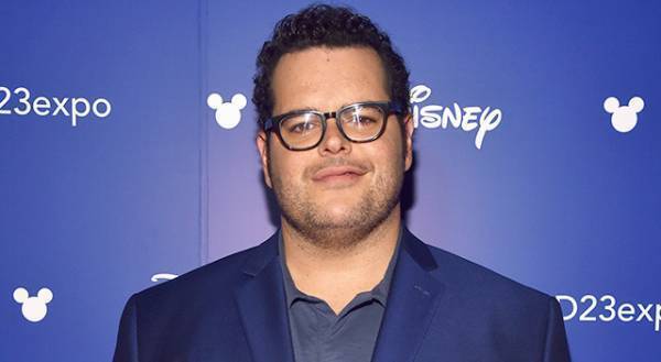 ジョシュ・ギャッド、毎晩オラフの声で『アナ雪』の絵本を子どもに読み聞かせ