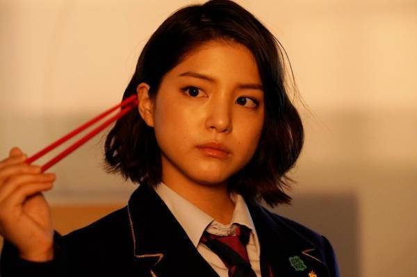 川島海荷、ヒロイン役で参戦！ ジャニーズWEST主演「炎の転校生」