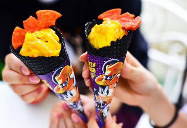 【ディズニー】ハロウィンNo.1フードの呼び声も！激ウマの牛カルビコーンが超絶人気！