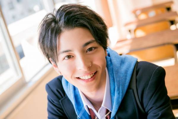 高杉真宙、不意打ち頭ポンポンがズルイ！チャラ男＆理系男子に変身「甘杉くん」第2弾