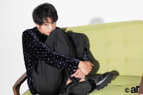 千葉雄大＆竹内涼真ら“あざとカワイイ男子”が胃もたれするほどに誘惑!?「ar」