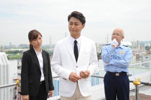 安田顕、冤罪を“白く”する元弁護士の刑事に！ 日曜ワイド「白い刑事」主演