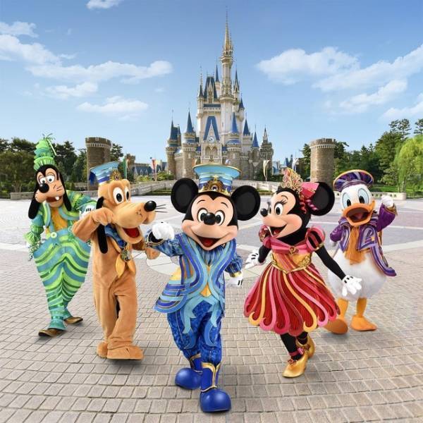 【ディズニー】TDR35周年記念の新コスチュームお披露目！