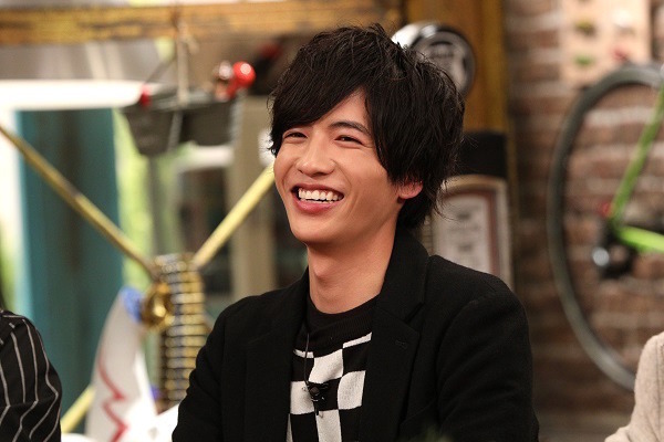 志尊淳、“顎クイ”を岡村隆史に伝授！イケメン武勇伝も明らかに「おかべろ」