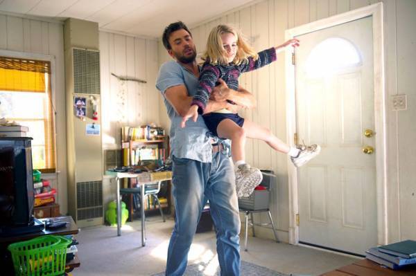 クリス・エヴァンスの“パパっぷり”に注目！マッケナ・グレイスとの癒し本編映像『gifted』