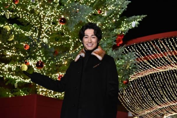 ディーン・フジオカ、「スターよりはヒーローになりたい」！横浜ライトアップセレモニーに登場！