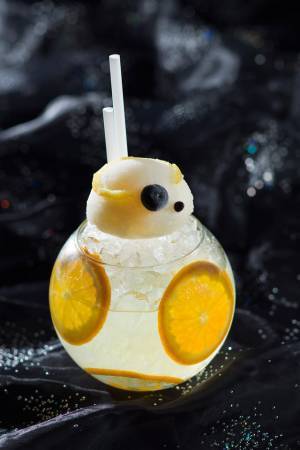 【ディズニー】“最後のジェダイ”カクテルがアンバに一挙登場！期間限定