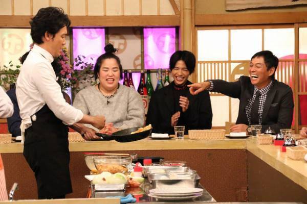 大泉洋＆志尊淳、熱々たこ焼きで“ハフハフ”披露!? 「ホンマでっか!?TV」