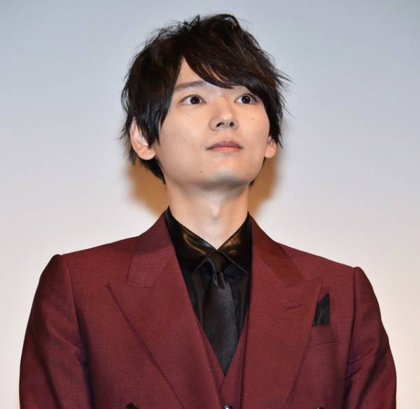 古川雄輝、スタントなしの水中脱出&氷水潜水は予算節減のため!?