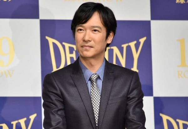 堺雅人、”素"でみせる笑顔に「可愛すぎ」の声続出！家事についても明かす