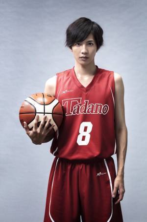 志尊淳、ガチ特訓3か月でバスケ特待生に！『走れ！T校バスケット部』主演