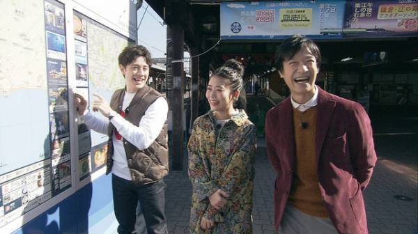 堺雅人と高畑充希が江ノ島で漁師飯を堪能！「火曜サプライズ」