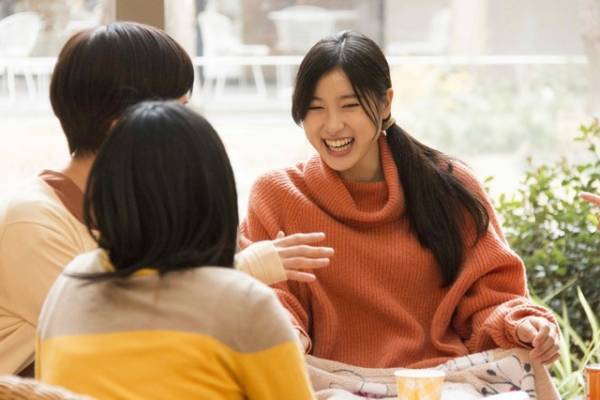 土屋太鳳が想いを馳せる人とは…？『８年越しの花嫁』場面写真独占入手