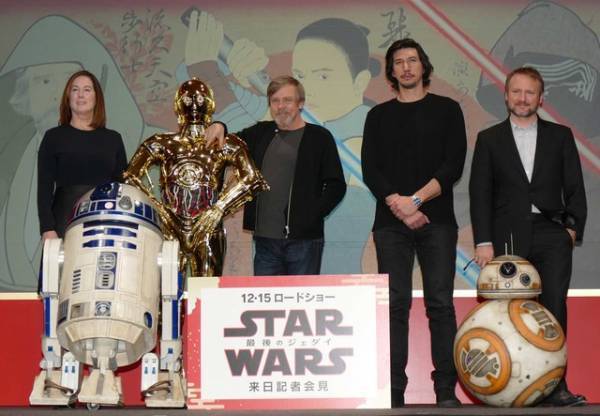 SW『最後のジェダイ』来日記者会見、ネタバレ防止の鉄壁ガード