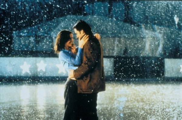 この時期が来ると観たくなる！ 極上クリスマス映画4選