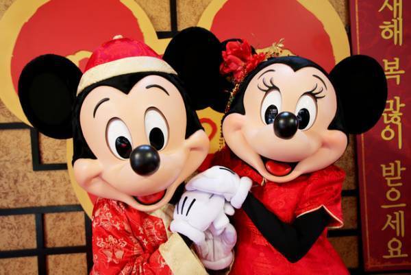 【海外ディズニー】旧正月イベント開催決定！グーフィーが“幸福の神様”に