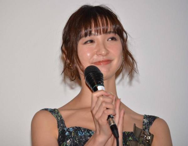 篠田麻里子、大胆なラブシーン披露に「覚悟が詰まった作品」