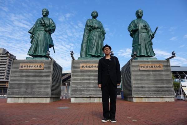 大杉漣、勝村政信＆要潤らと鎌倉へ！山崎まさよしと即興セッションも「漣ぽっ」