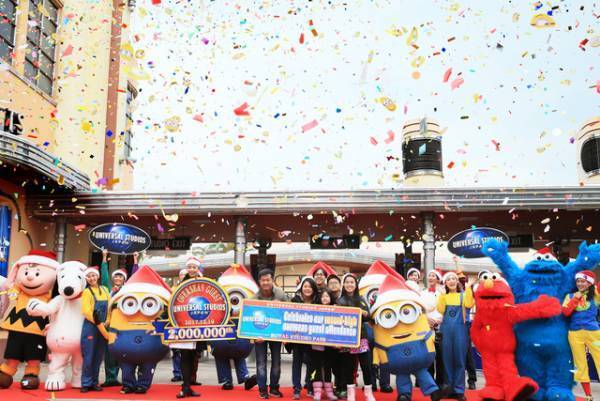 【USJ】訪日外国人の年間入場者数が200万人を突破！ミニオンたちもお祝い