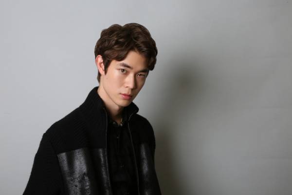 菅田将暉、山崎賢人「トドメの接吻」で“初”主題歌！謎のミュージシャン役でも出演