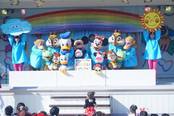 【ディズニー】クリスマスVer.は今年で見納め！「スーパードゥーパー・ジャンピンタイム」
