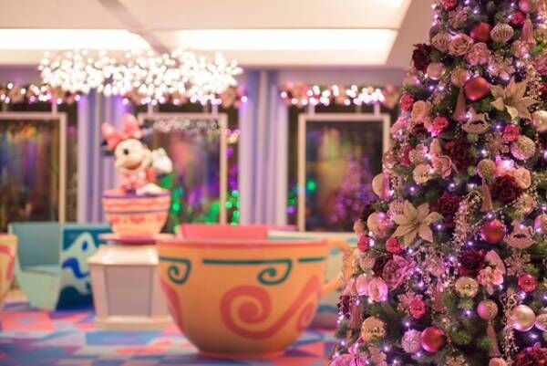 ディズニー 隠れミッキーもある セレブレーションホテルのクリスマス装飾初登場 17年12月23日 ウーマンエキサイト 1 2