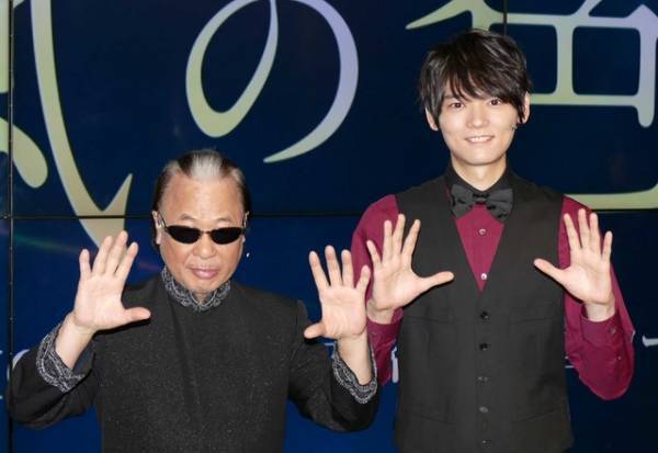 古川雄輝、華麗なカードマジックを披露！Mr.マリックも熱烈オファー「マジックの世界に来て」