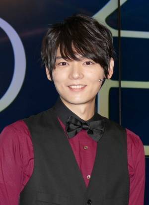 古川雄輝、華麗なカードマジックを披露！Mr.マリックも熱烈オファー「マジックの世界に来て」