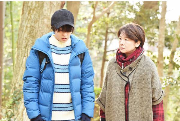 広瀬すずのショートヘアに「かっこいい」の声！衝撃展開＆映画のような演出に惹き込まれる反応も「anone」1話