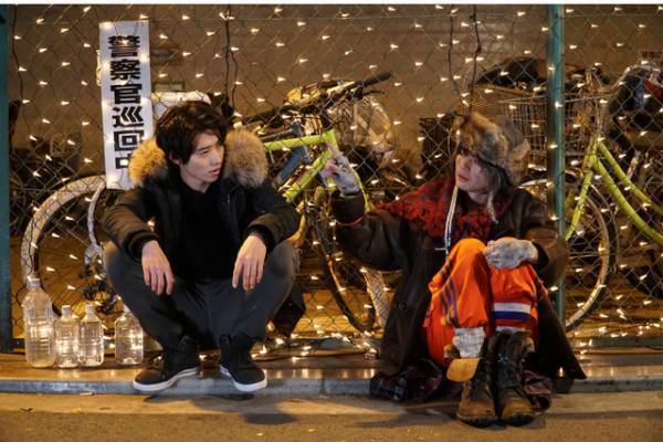 謎が解決するとまた新たな謎が…「トドメの接吻」第2話、怒涛の展開にネット騒然！