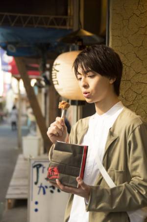 高杉真宙、「またふらっと来たくなる」街歩きを堪能「西武鉄道 Walker」第3弾