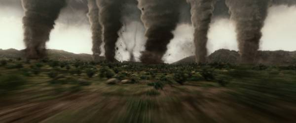 ジェラルド・バトラー、地球を救うため「12時間も吊られっぱなし」