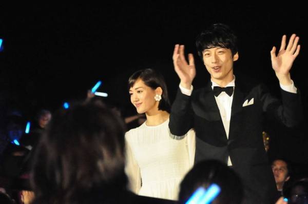 綾瀬はるか「手のひらで転がされる」を「手の内で殺される」と言い間違え騒然！